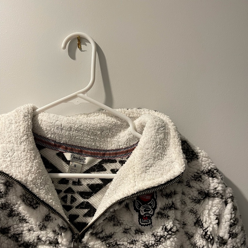 NC STATE Oversized Fleece Pullover